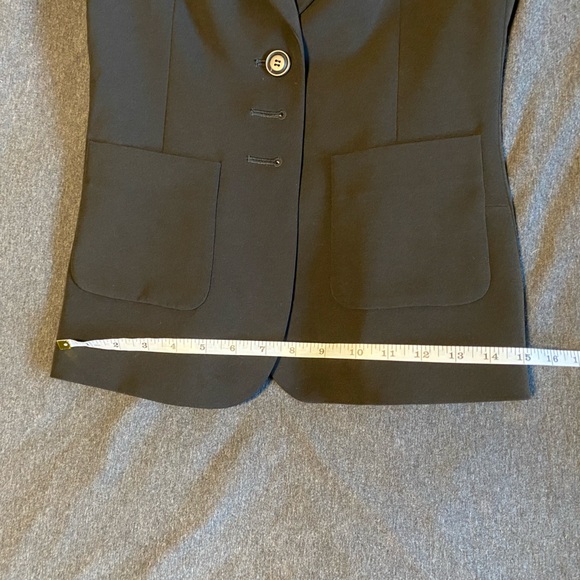 Classic Black Blazer - Picture 6 of 6